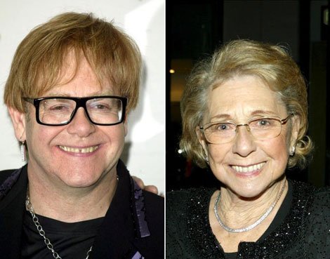 Elton John y su mamá